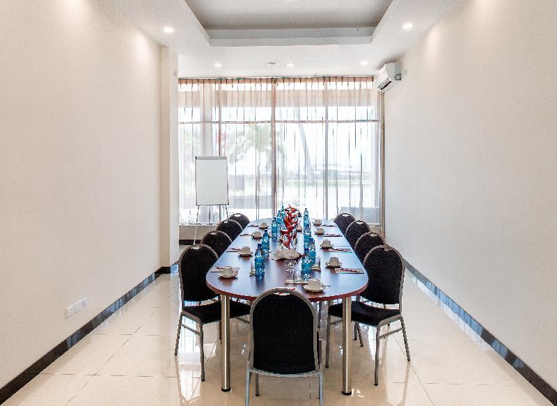 Tanoa International Dateline Hotel Nuku'alofa Dış mekan fotoğraf