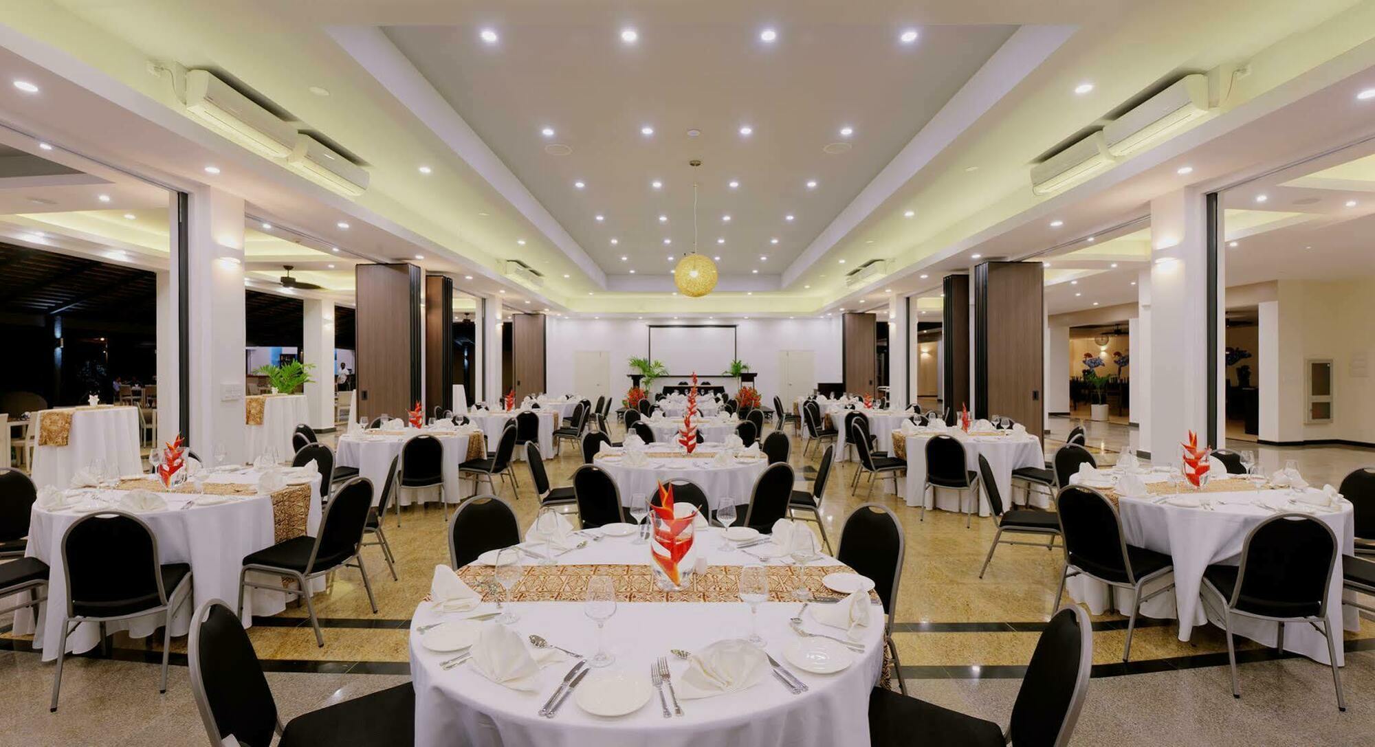 Tanoa International Dateline Hotel Nuku'alofa Dış mekan fotoğraf